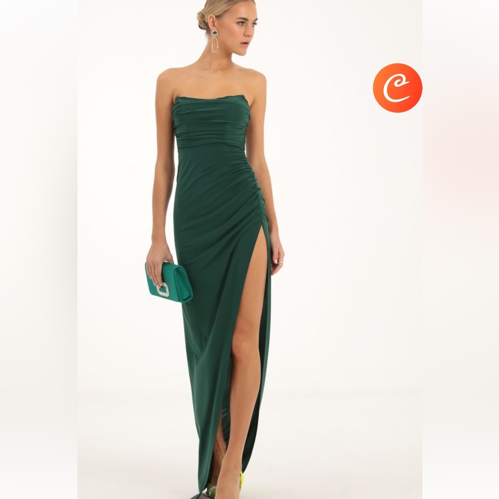 Sana Corset Strapless Maxi Dress in Green
LUCY IN THE SKY